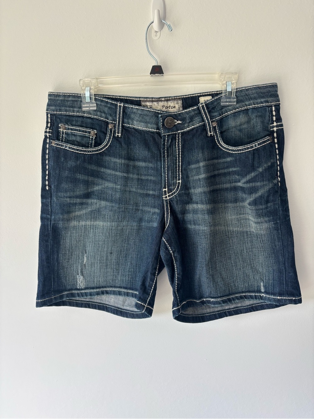BKE Payton Jean Shorts Dark Wash Contrast Denim Bermuda Lightly Distressed